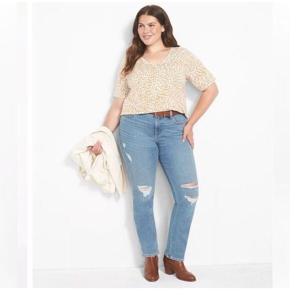 Lane Bryant Denim - Lane Bryant Flex Magic Waistband Signature Fit Mid Rise Straight Leg Rip Jean 20
